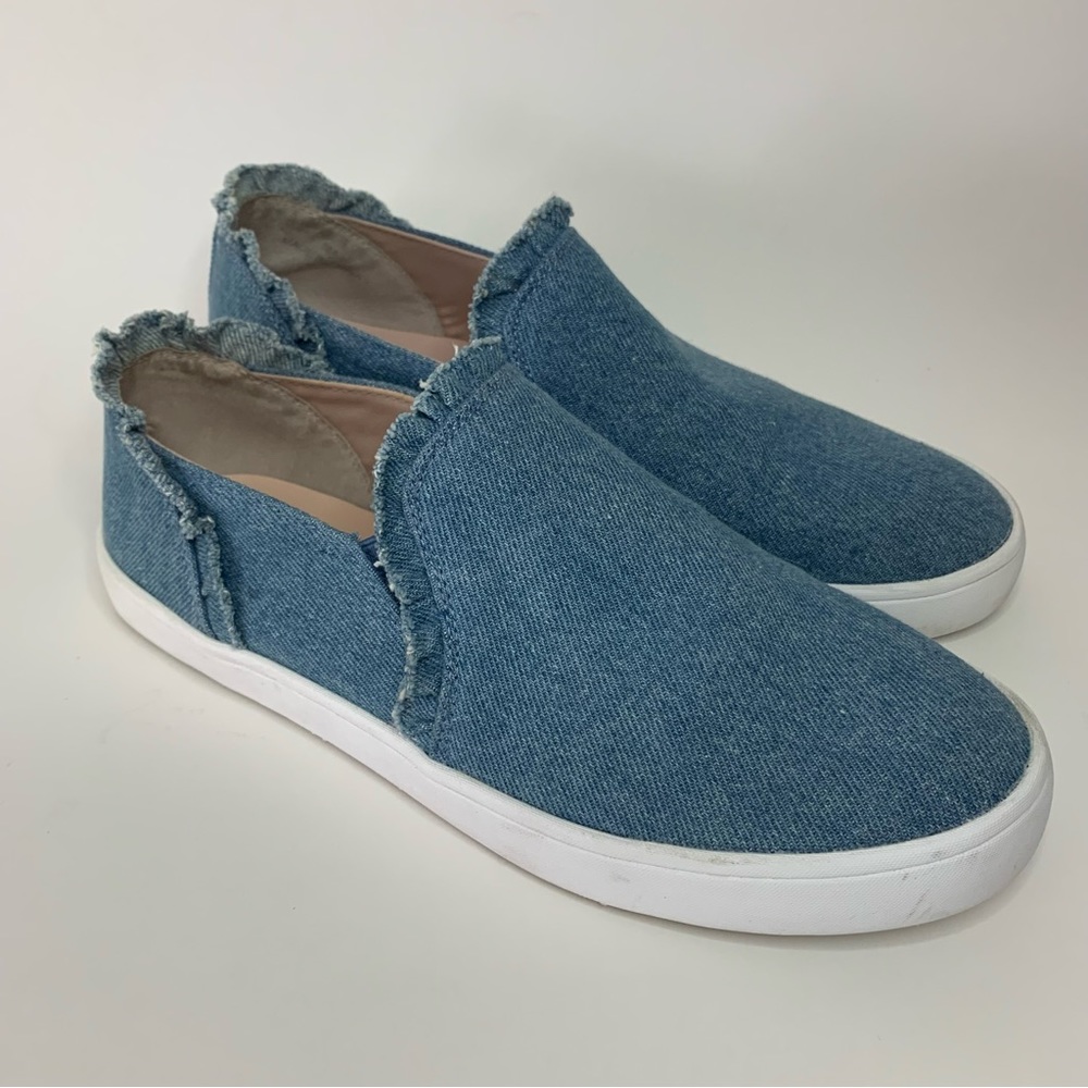 HP🎉Kate Spade women’s denim ruffle slip on sneakers